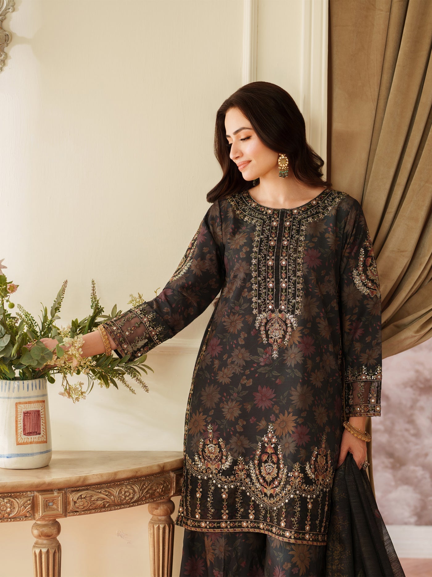 Mohagni Luxury Embroidered & Printed Unstitched Suit